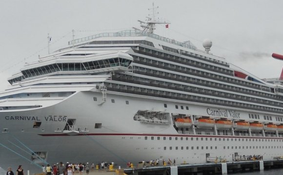 Carnival Valor cruise ship