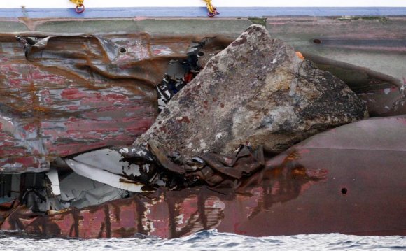 Costa Concordia cruise ship