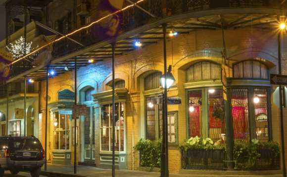 New Orleans Hotels near Cruise