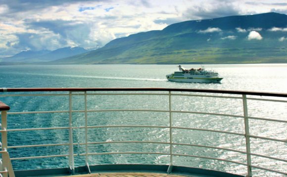 Cruise ship in Iceland