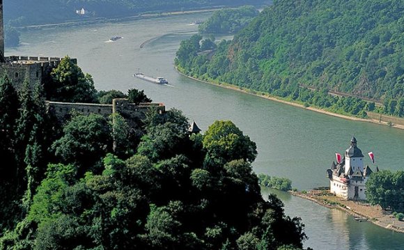 RIVER CRUISES TO THE Rhine