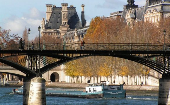 From Seine river cruise: