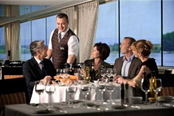 avalonpano_dining2