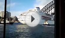 Big cruise ship almost hit the Harbour Bridge