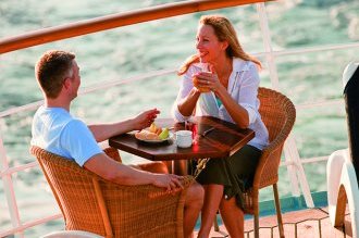 Couple dining on a Windstar cruise (Photo: Windstar Cruises) Windstar Cruises couple dining