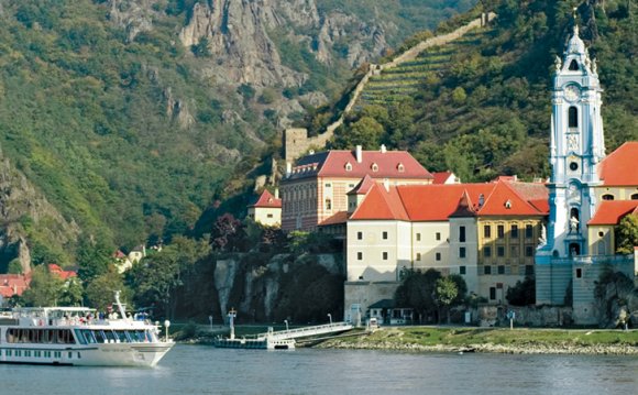 Vantage River Cruises
